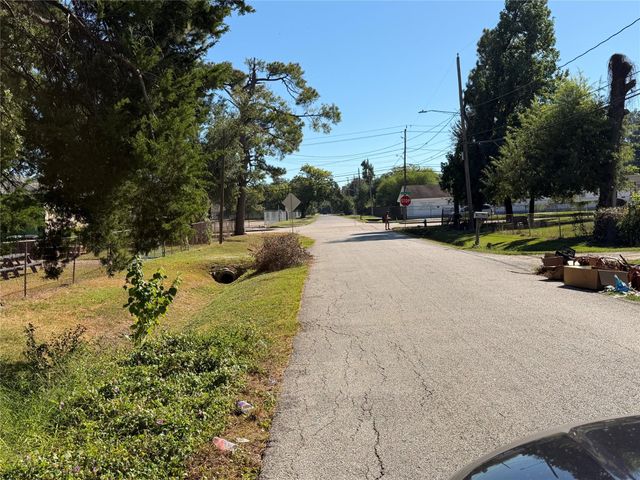 4813 Ireland Street, Houston, TX 77016