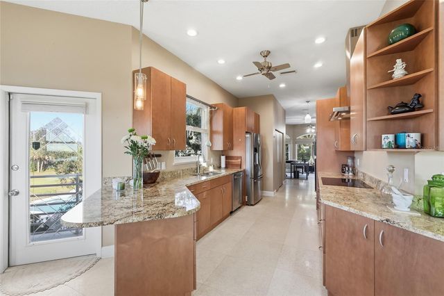 6511 BAYSHORE ROAD, Palmetto, FL 34221