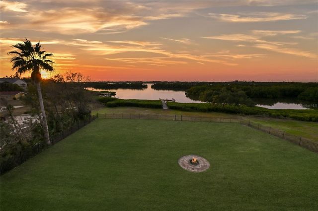 6511 BAYSHORE ROAD, Palmetto, FL 34221