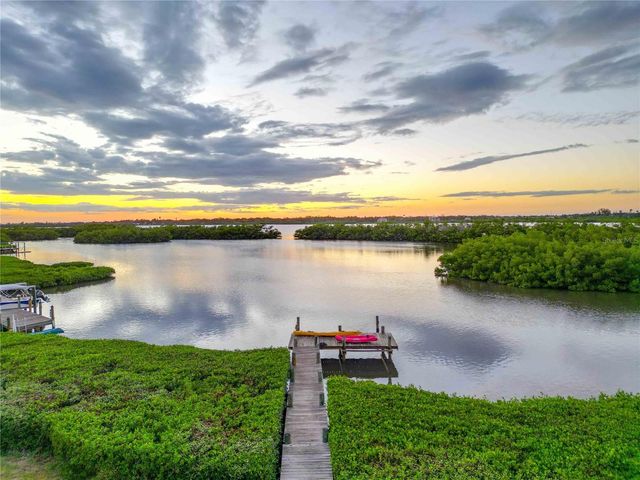 6511 BAYSHORE ROAD, Palmetto, FL 34221