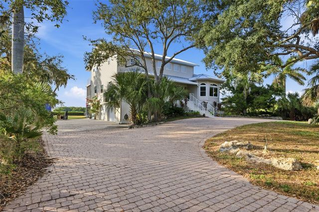 6511 BAYSHORE ROAD, Palmetto, FL 34221