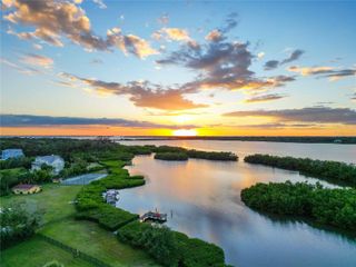 6511 BAYSHORE ROAD, Palmetto, FL 34221