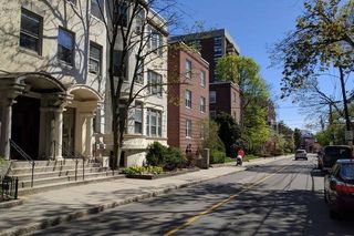 75 Park St B, Brookline, MA 02446