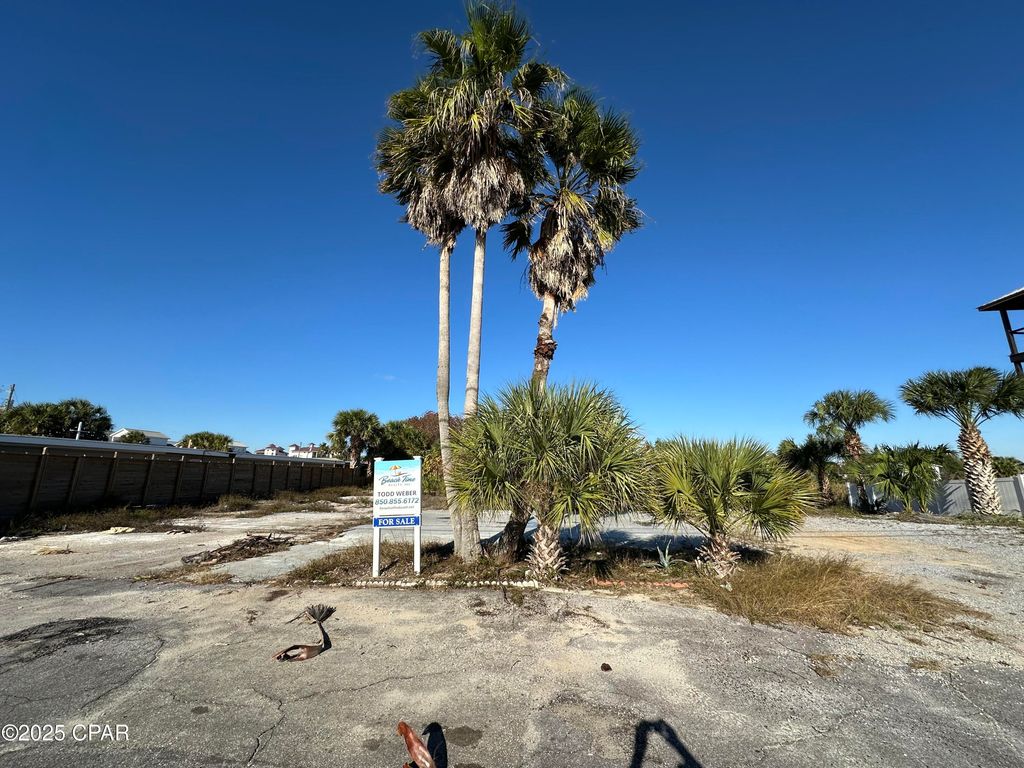 Image 17 of property listing at 19978 Front Beach Road, Panama City Beach, FL 32413