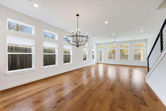 1012 W 23rd Street, Houston, TX 77008