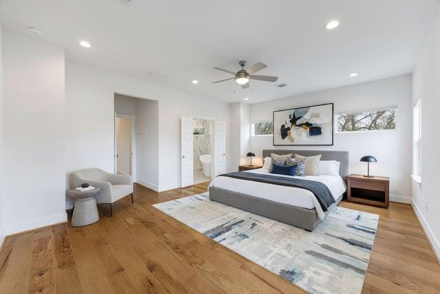 1012 W 23rd Street, Houston, TX 77008