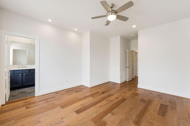 1012 W 23rd Street, Houston, TX 77008