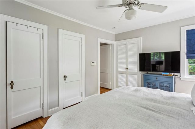 262 Peachtree NE Way, Atlanta, GA 30305