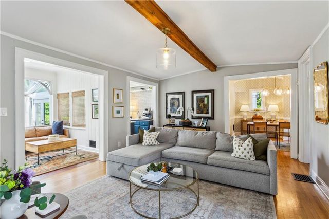262 Peachtree NE Way, Atlanta, GA 30305