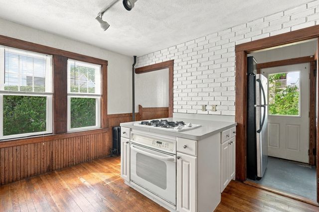 702 Mount Auburn St 702, Watertown, MA 02472