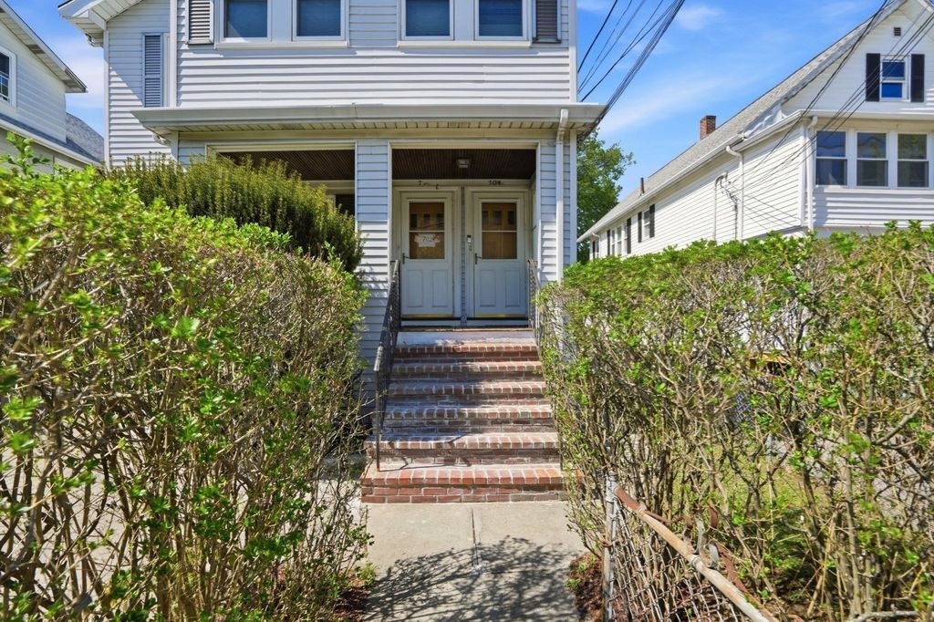702 Mount Auburn St 702, Watertown, MA 02472