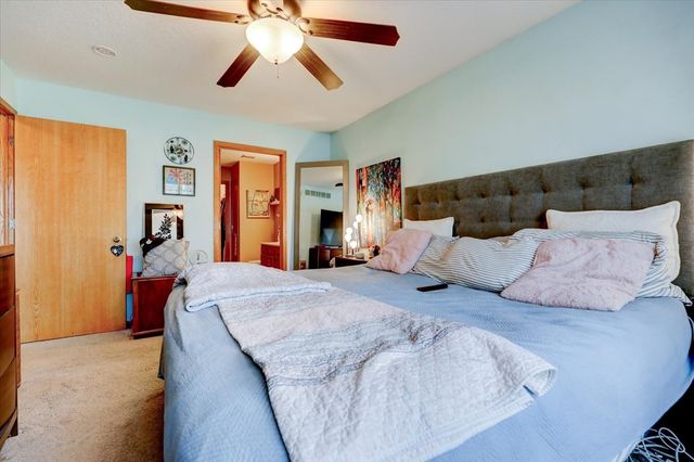 1400 S 52nd Street 50, West Des Moines, IA 50265