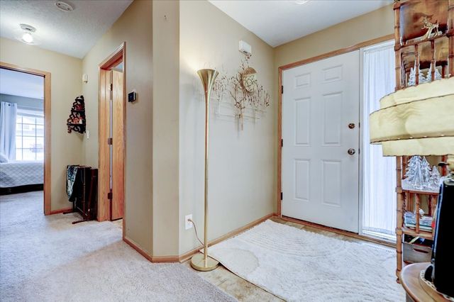 1400 S 52nd Street 50, West Des Moines, IA 50265