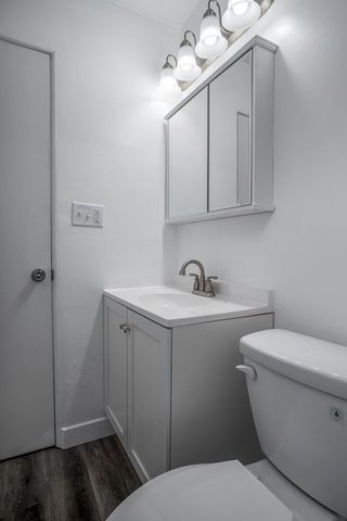 1319 W 38th Place, Davenport, IA 52806