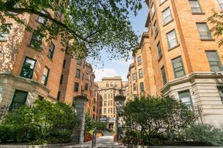 550 W Surf Street C316, Chicago, IL 60657