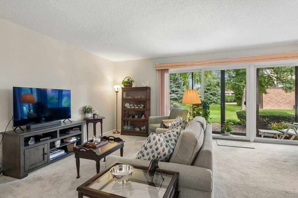 8220 Mulberry Court 7B, Palos Hills, IL 60465 — photo 4