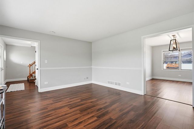 24821 S River Trail, Channahon, IL 60410