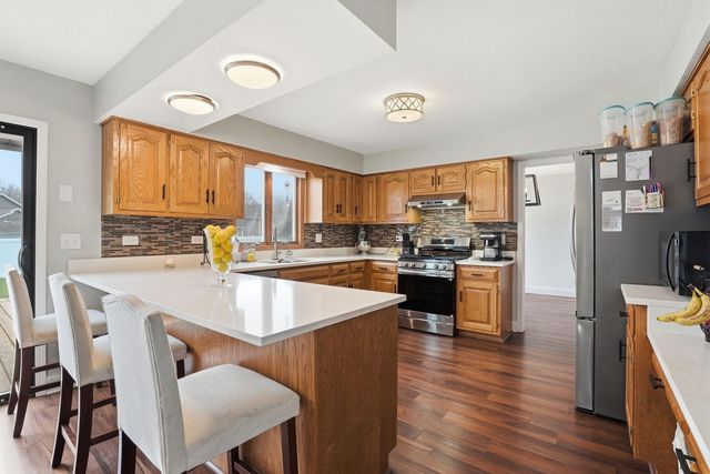 24821 S River Trail, Channahon, IL 60410