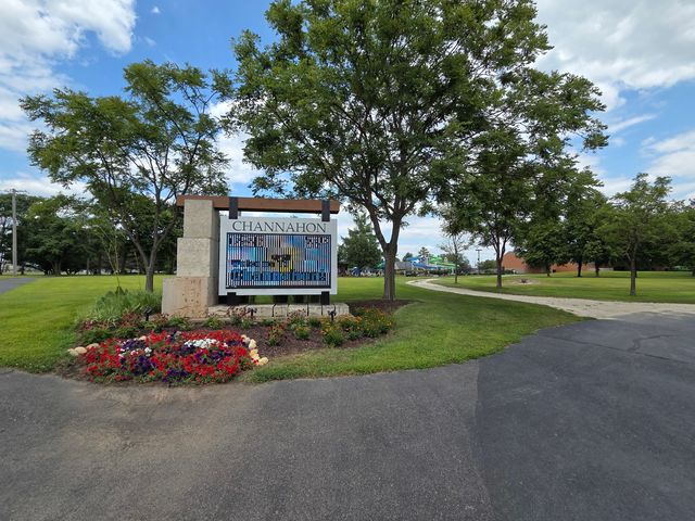 24821 S River Trail, Channahon, IL 60410