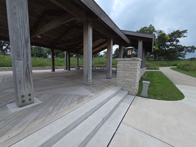 24821 S River Trail, Channahon, IL 60410