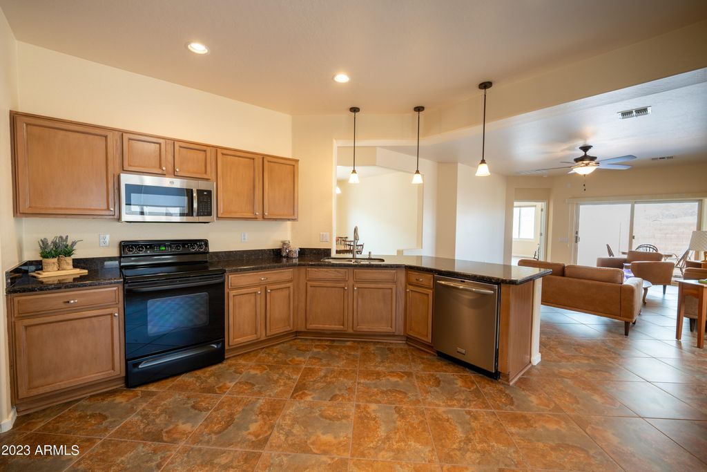 10664 E SECOND WATER Trail, Gold Canyon, AZ 85118 — photo 4