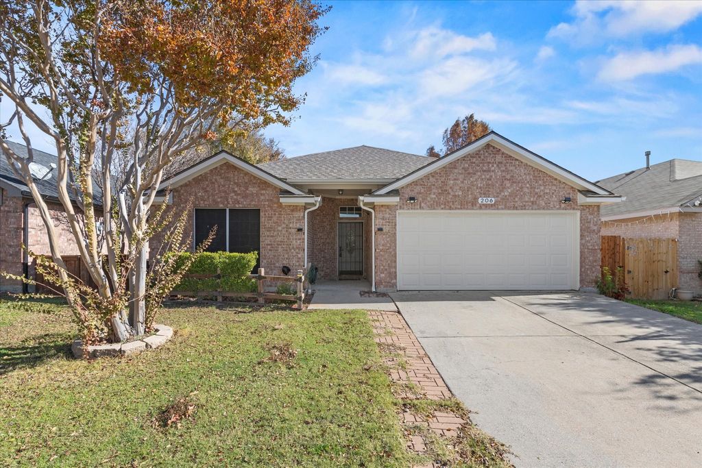 206 Charleston Drive, Wylie, TX 75098