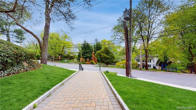 1015 Old Post Road 1G, Mamaroneck, NY 10543