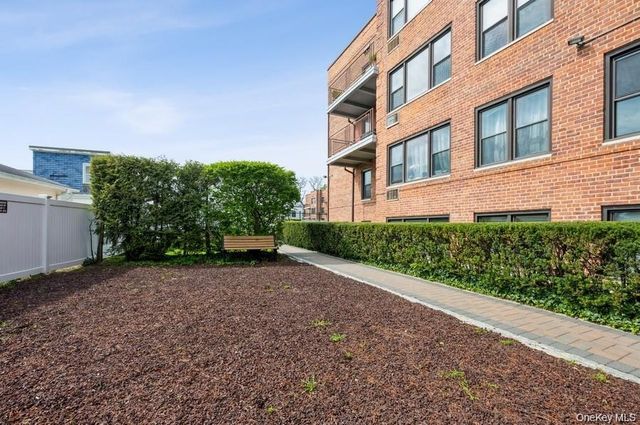 1015 Old Post Road 1G, Mamaroneck, NY 10543