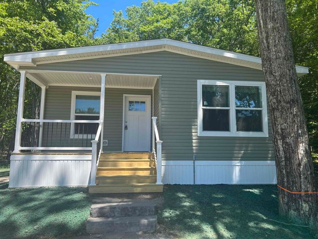 6 Country Ridge Park, Rochester, NH 03867