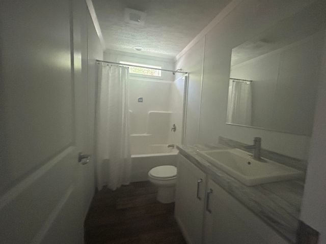 6 Country Ridge Park, Rochester, NH 03867