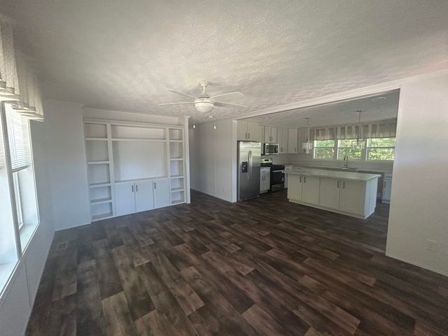 6 Country Ridge Park, Rochester, NH 03867
