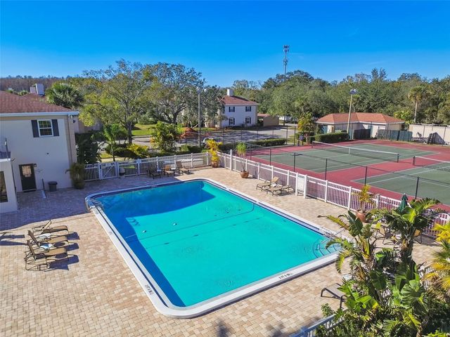 10314 CARROLLWOOD COURT 56, Tampa, FL 33618