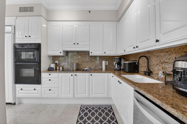 3700 S Ocean Boulevard 110b, Highland Beach, FL 33487