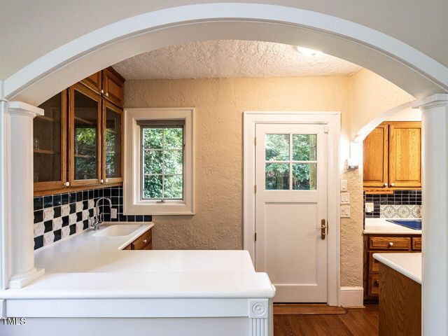 2501 Kenmore Drive, Raleigh, NC 27608