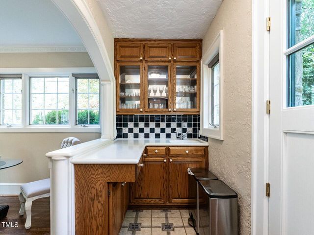 2501 Kenmore Drive, Raleigh, NC 27608
