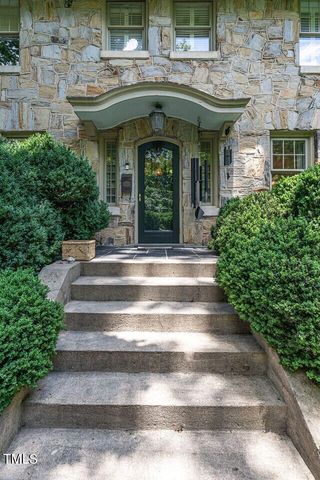 2501 Kenmore Drive, Raleigh, NC 27608