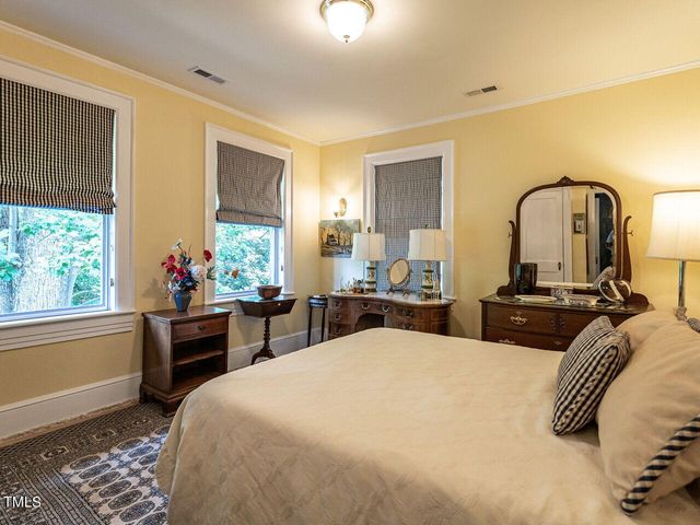 2501 Kenmore Drive, Raleigh, NC 27608