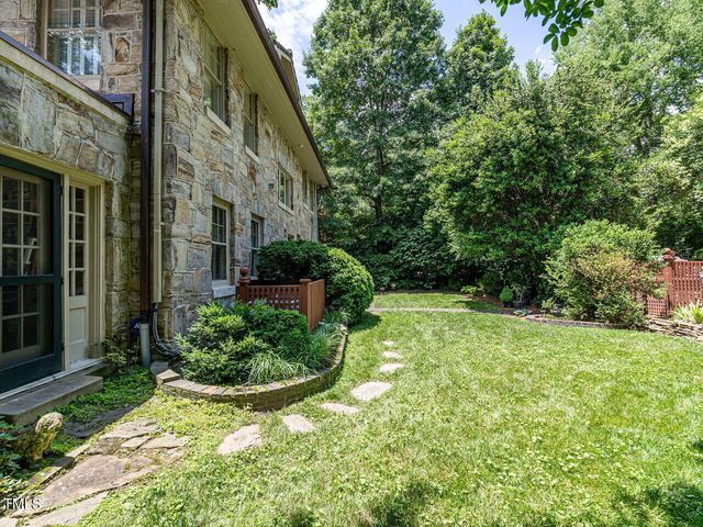 2501 Kenmore Drive, Raleigh, NC 27608