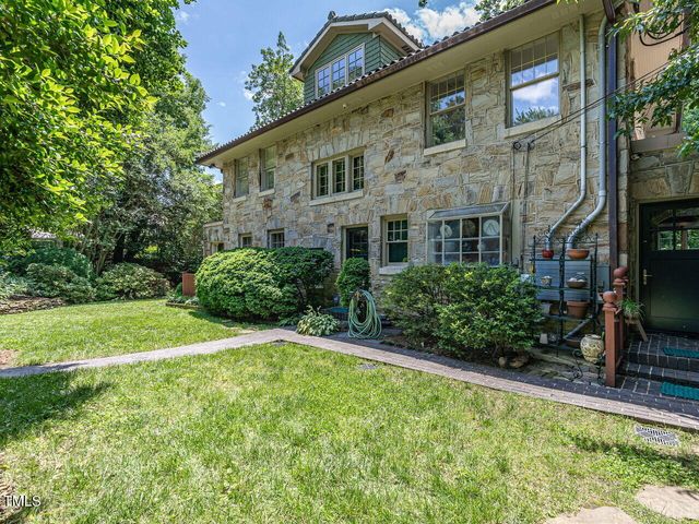 2501 Kenmore Drive, Raleigh, NC 27608