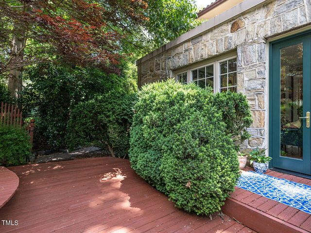 2501 Kenmore Drive, Raleigh, NC 27608