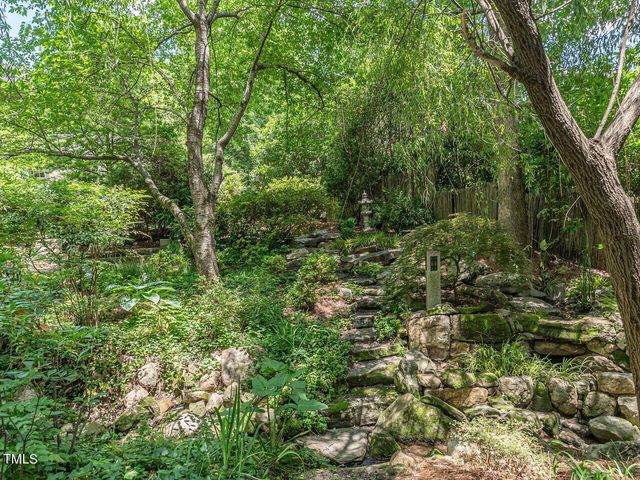 2501 Kenmore Drive, Raleigh, NC 27608