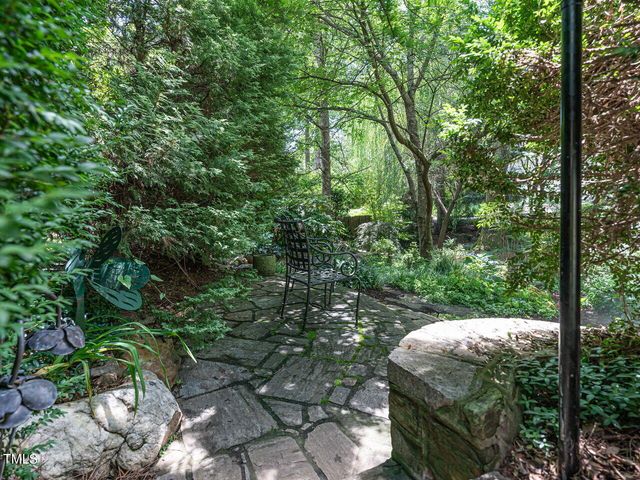 2501 Kenmore Drive, Raleigh, NC 27608