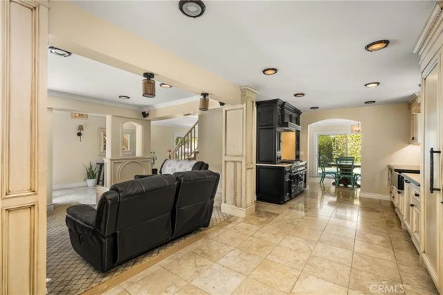 2342 Cynthia Court, Costa Mesa, CA 92627