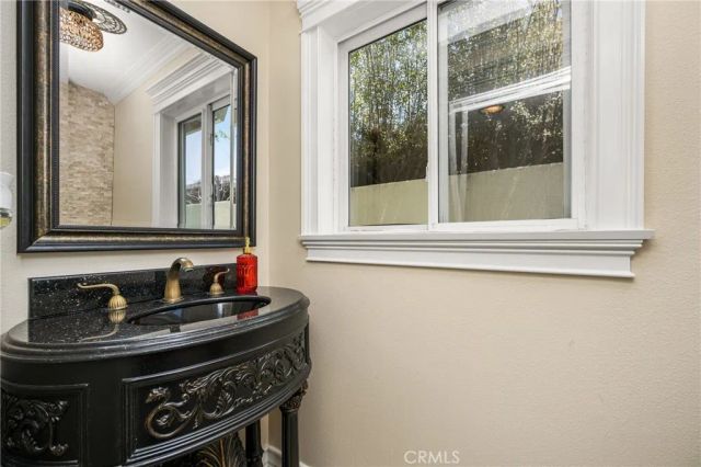 2342 Cynthia Court, Costa Mesa, CA 92627
