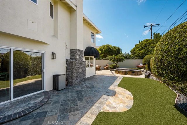 2342 Cynthia Court, Costa Mesa, CA 92627