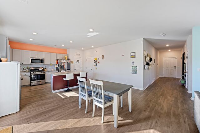 522 Spanish Wells Road, Summerville, SC 29486