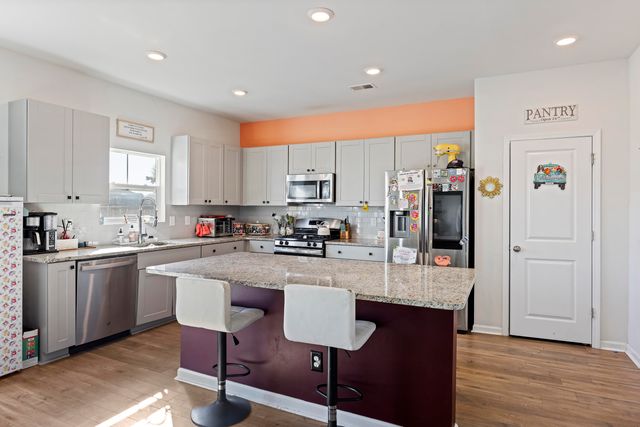 522 Spanish Wells Road, Summerville, SC 29486