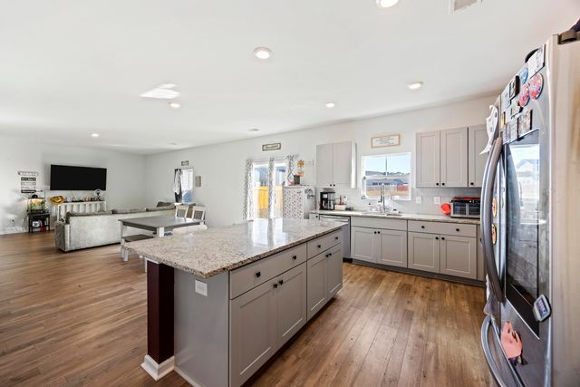 522 Spanish Wells Road, Summerville, SC 29486