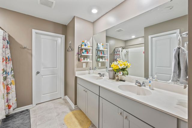 522 Spanish Wells Road, Summerville, SC 29486