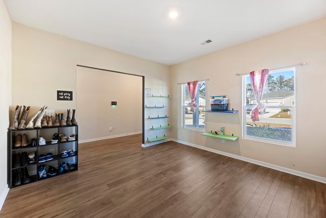 522 Spanish Wells Road, Summerville, SC 29486